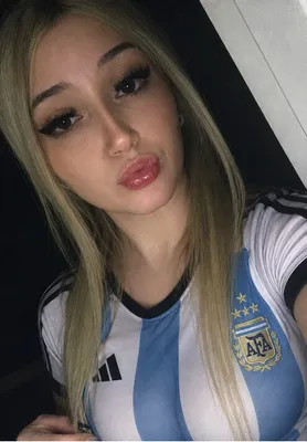 Antonella, online on HanaCall